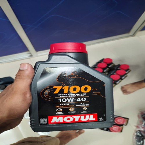 Motul 7100 10W40 Vietnum