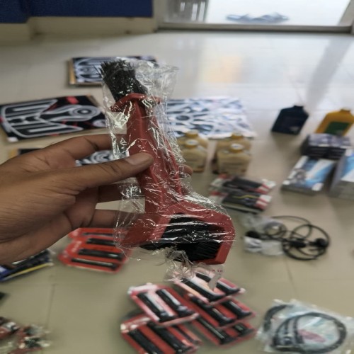 Chain Brush